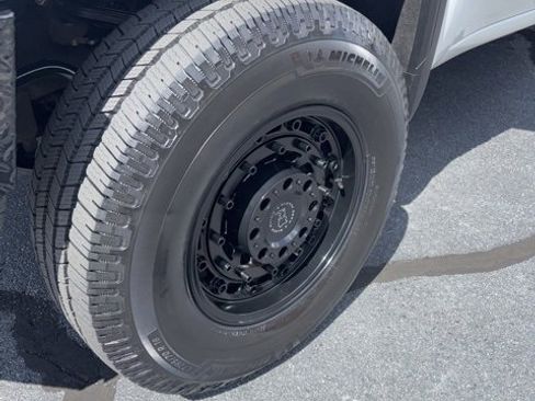 Used 2023 GMC Sierra 2500 AT4 w/ Gooseneck/5TH Wheel Package image 17