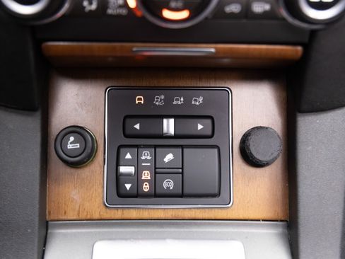 Used 2016 Land Rover LR4 HSE AWD/4WD image 91