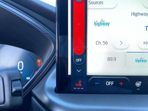 New 2025 Ford Escape Active w/ Active Premium Tech Pack image 10