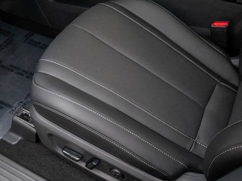 New 2026 INFINITI QX60 Luxe image 14