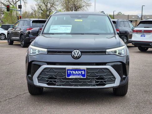 New 2026 Volkswagen Taos SE AWD/4WD image 2