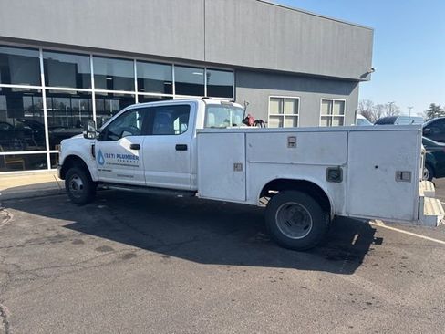 Used 2022 Ford F350 XL w/ Power Equipment Group image 14