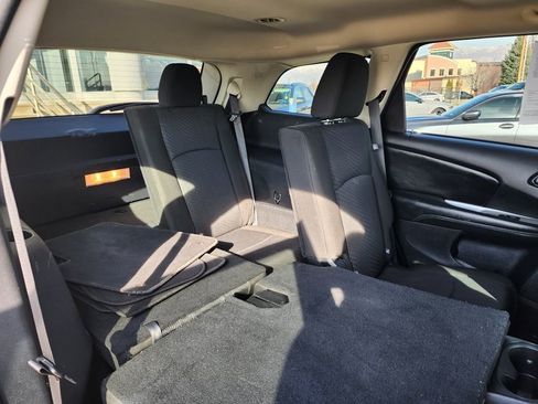 Used 2019 Dodge Journey SE w/ Connectivity Group image 14