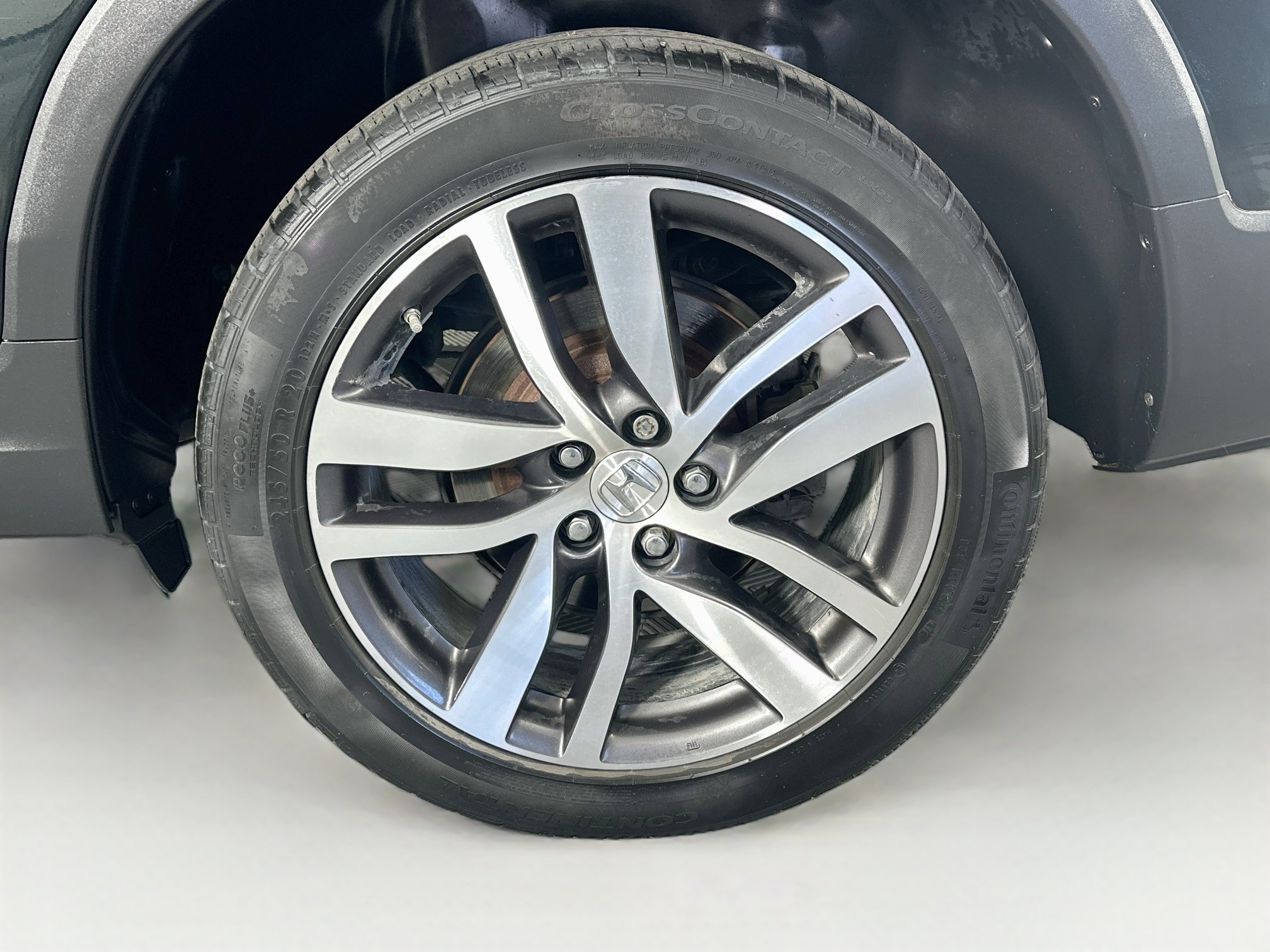 Used 2018 Honda Pilot Touring image 11