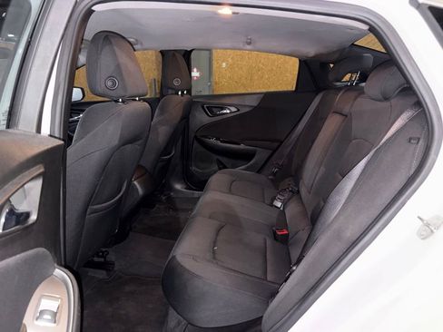 Used 2017 Chevrolet Malibu LS FWD image 27