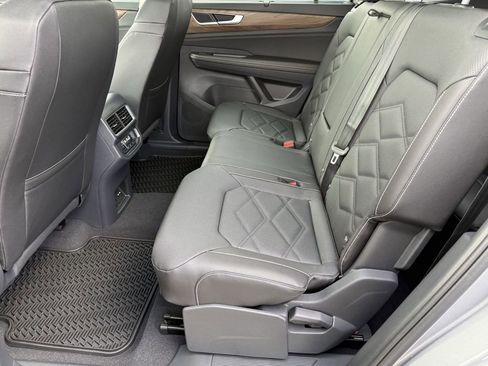 New 2026 Volkswagen Atlas SE FWD image 24