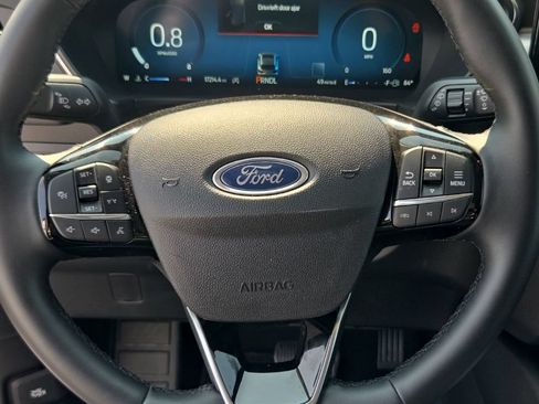 Used 2025 Ford Escape Platinum AWD/4WD image 29