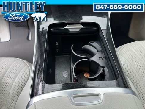 Used 2023 Mercedes-Benz EQE 350+ 4MATIC Sedan w/ Exclusive Trim Package image 19