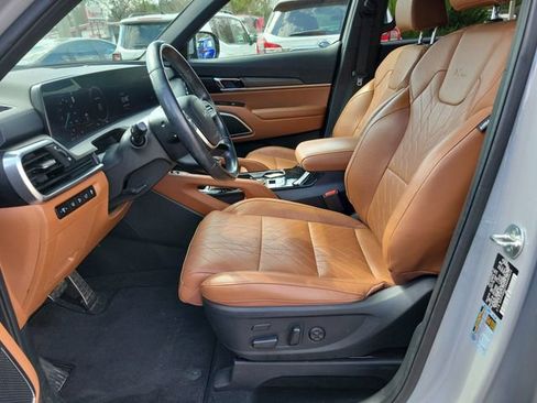 Used 2024 Kia Telluride SX X-Line image 17