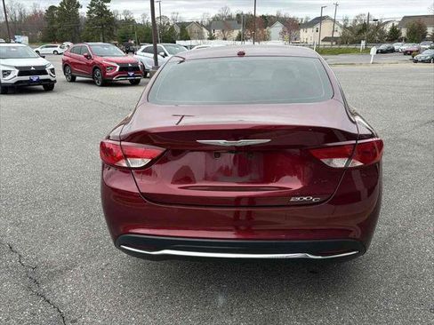 Used 2015 Chrysler 200 C image 5