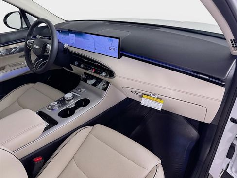 New 2026 Genesis GV70 2.5T Advanced AWD/4WD image 31