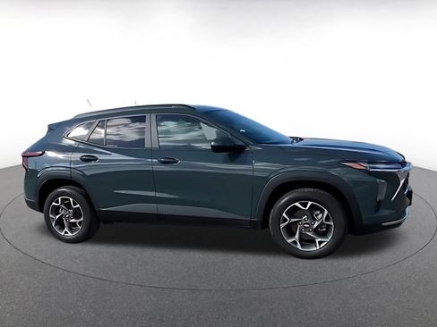 Used 2025 Chevrolet Trax LT image 15