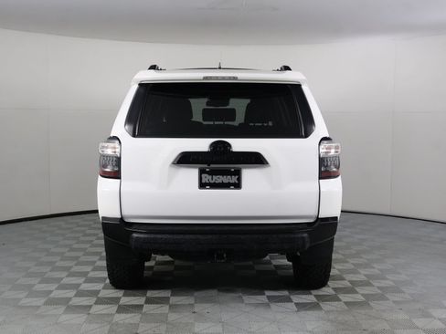 Used 2023 Toyota 4Runner TRD Off-Road Premium w/ Moonroof Package AWD/4WD image 5