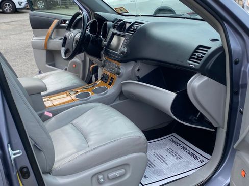 Used 2008 Toyota Highlander Limited AWD/4WD image 31