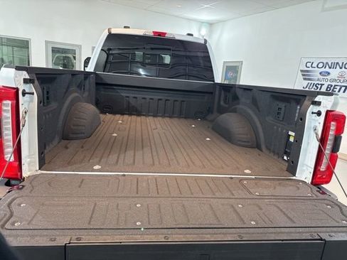 Used 2024 Ford F250 Lariat w/ Lariat Ultimate Package image 7