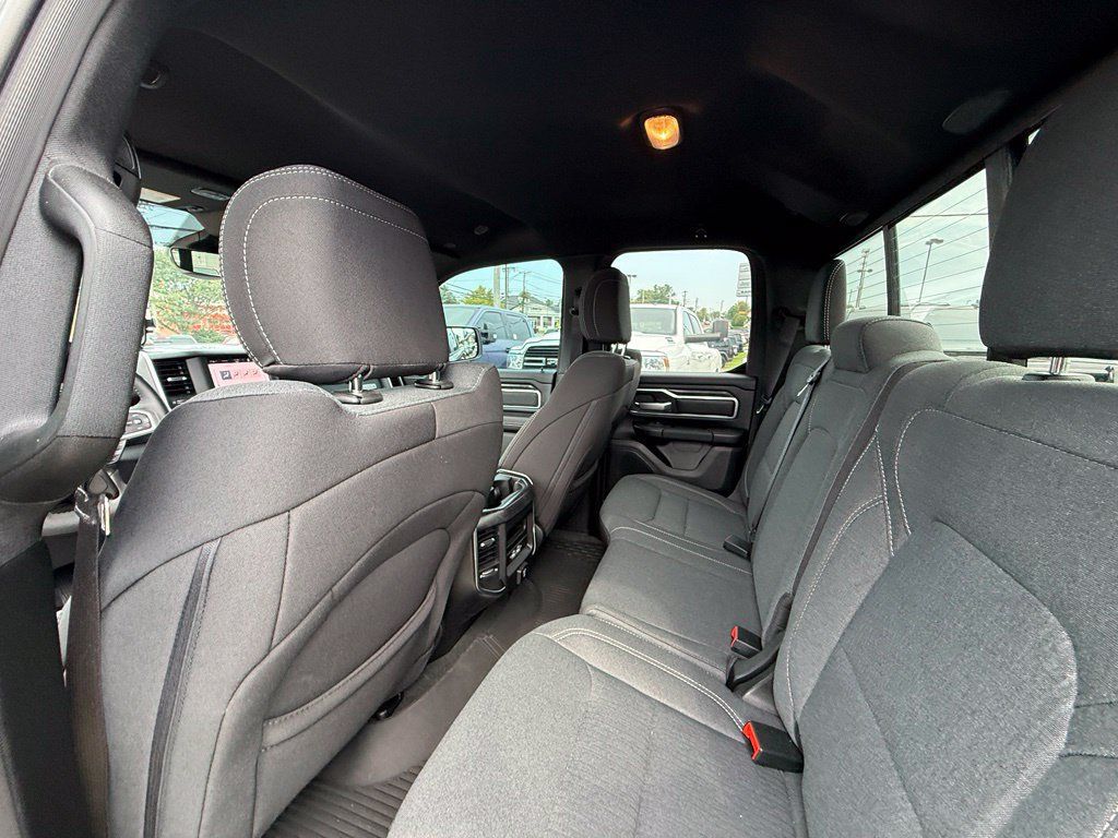 Used 2022 RAM 1500 Big Horn AWD/4WD image 25