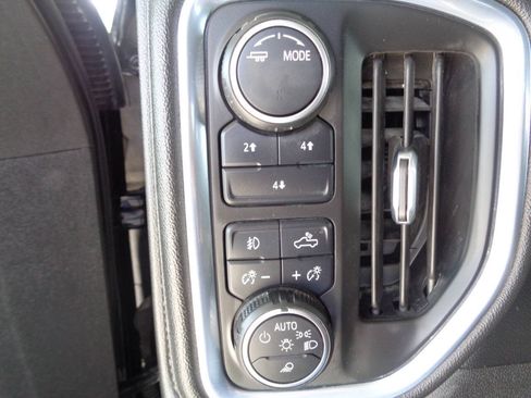 Used 2022 Chevrolet Silverado 2500 LT w/ Convenience Package AWD/4WD image 39