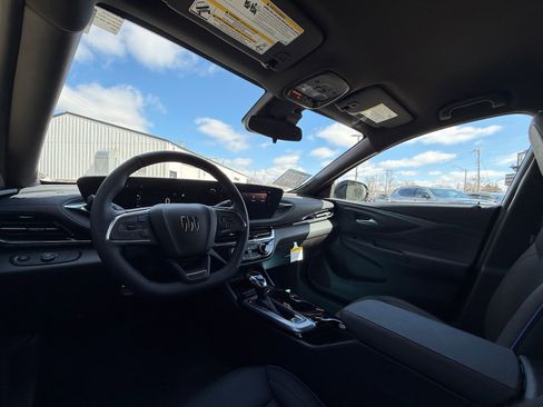 New 2026 Buick Envista Sport Touring image 17