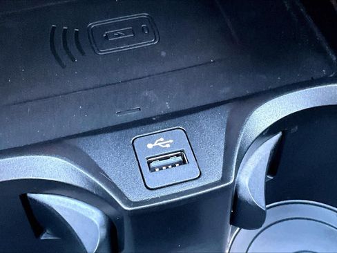 Certified 2025 BMW M340i Sedan image 37