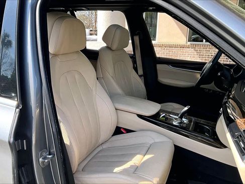 Used 2017 BMW X5 xDrive35i image 9