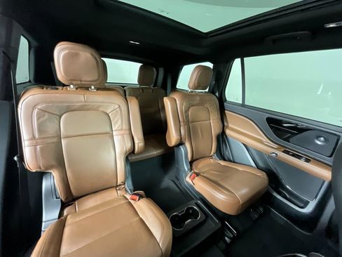 Used 2023 Lincoln Aviator Reserve w/ Jet Package image 22