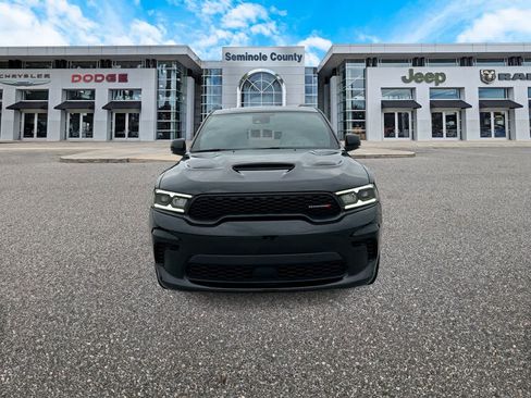 Certified 2024 Dodge Durango R/T RWD image 3