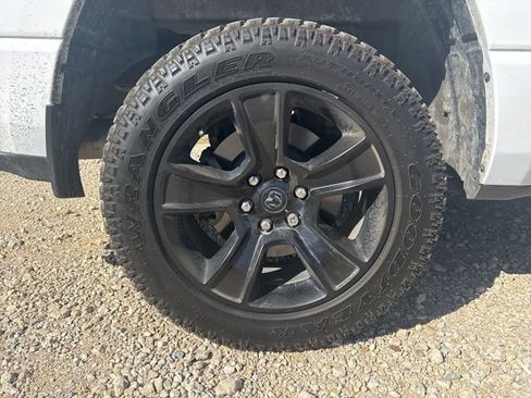 Used 2023 RAM 1500 Lone Star image 10