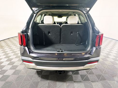 Used 2025 Kia Sorento EX w/ Panoramic Sunroof Package FWD image 31