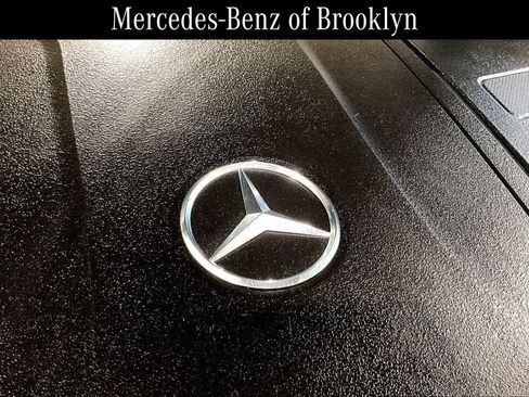 Used 2023 Mercedes-Benz GLC 300 4MATIC image 32