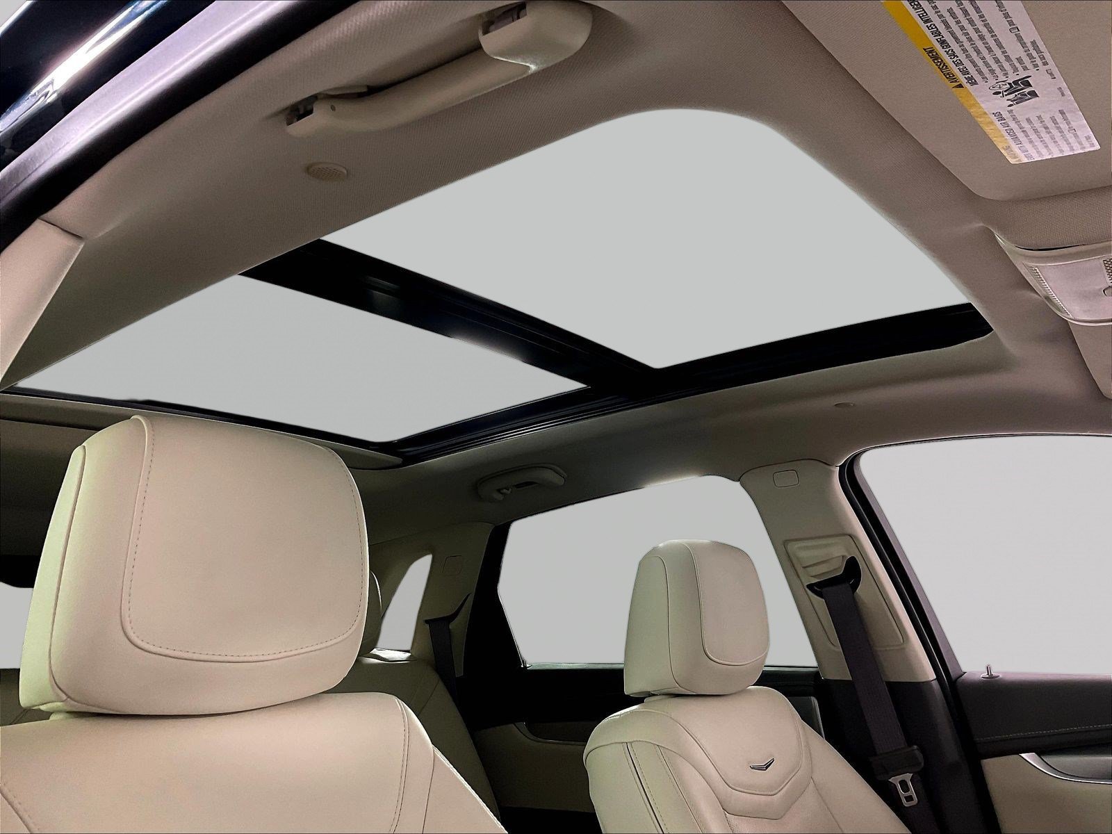 Used 2024 Cadillac XT5 Premium Luxury w/ LPO, Floor Liner Package AWD/4WD image 27