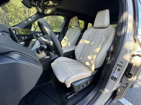 New 2026 BMW X3 xDrive30 w/ Premium Package image 13