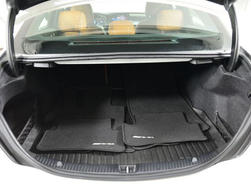 Used 2019 Mercedes-Benz C 300 4MATIC Sedan image 24