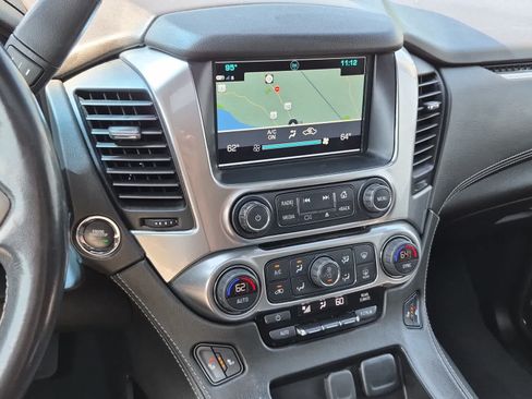 Used 2020 Chevrolet Tahoe LT AWD/4WD image 16