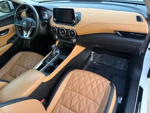 Used 2021 Nissan Sentra SV w/ SV Premium Package image 24