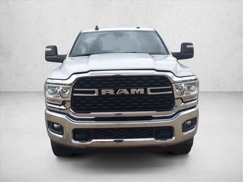 Used 2024 RAM 2500 Big Horn AWD/4WD image 2