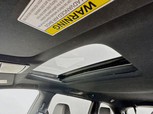Used 2025 Honda Odyssey Sport-L image 17