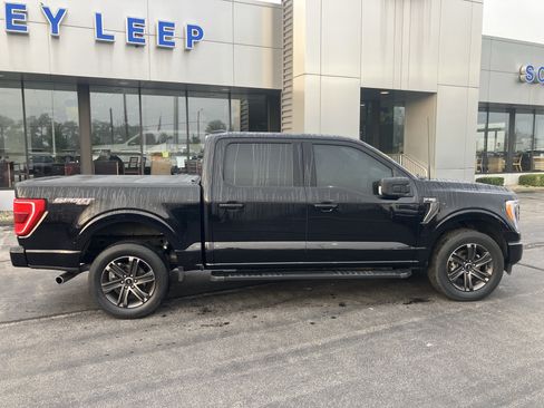 Used 2022 Ford F150 XLT w/ Equipment Group 302A High AWD/4WD image 8