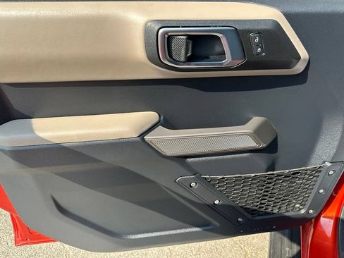 Used 2022 Ford Bronco Wildtrak AWD/4WD image 12