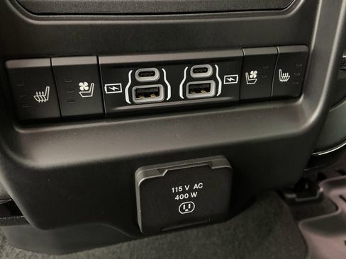 Used 2023 RAM 1500 Limited image 19