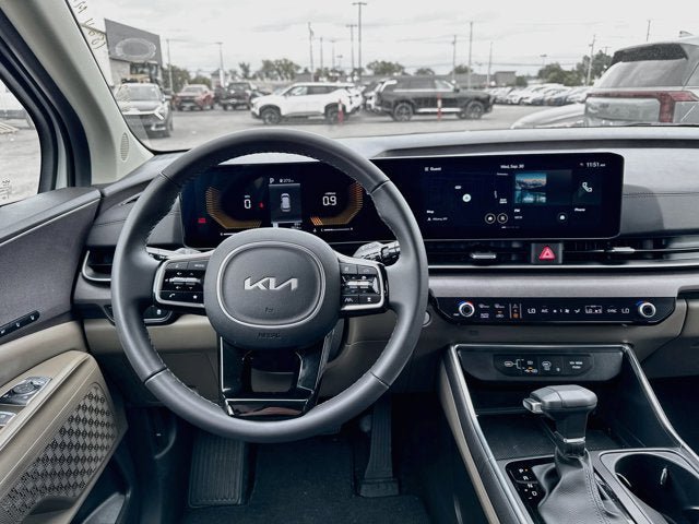 Certified 2026 Kia Carnival EX FWD image 22
