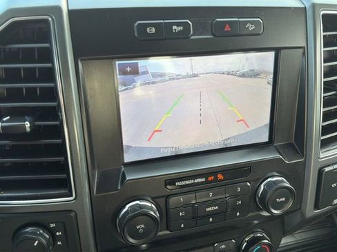 Used 2022 Ford F450 XLT w/ FX4 Off-Road Package image 27