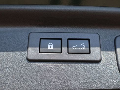Certified 2022 Subaru Forester Premium AWD/4WD image 7