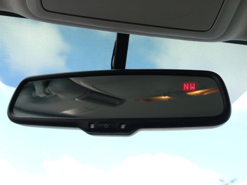 Used 2015 Subaru Forester 2.5i w/ Alloy Wheel Package image 24