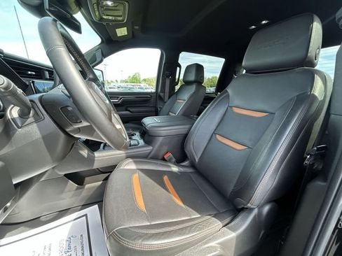 Used 2024 GMC Sierra 2500 AT4 AWD/4WD image 17