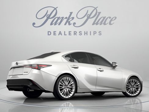 Used 2023 Lexus IS 300 w/ Comfort Package RWD image 5