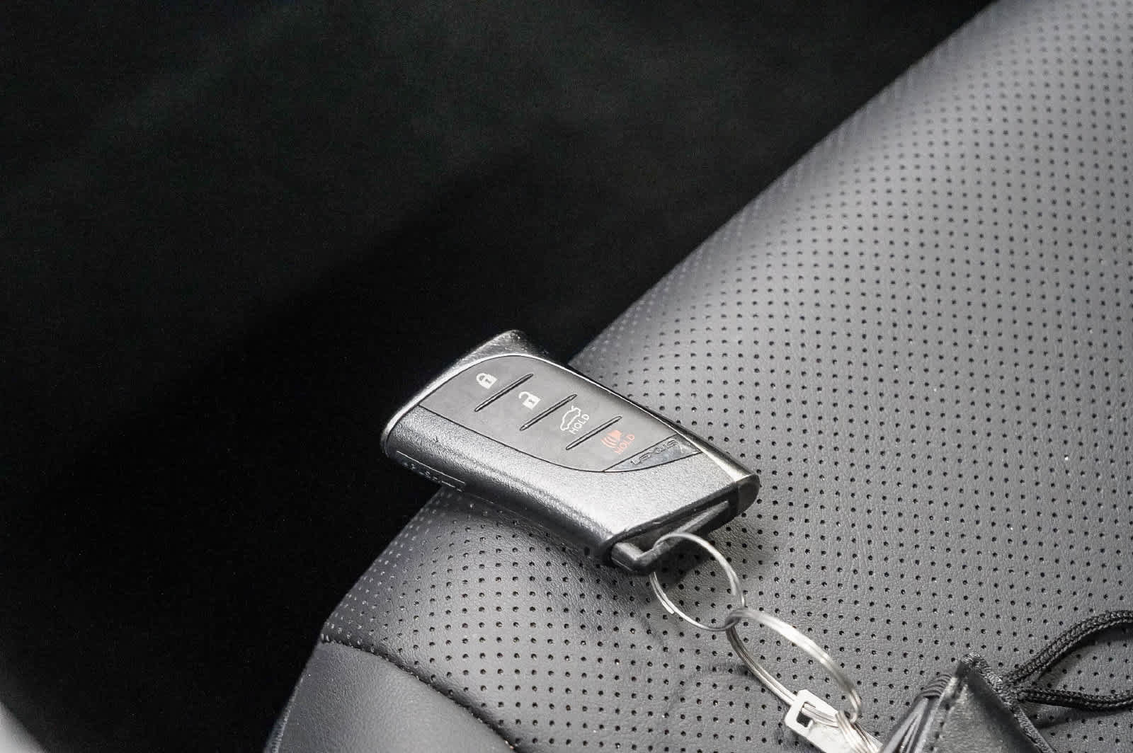 Used 2025 Lexus ES 350 w/ Accessory Package (Z2) FWD image 14