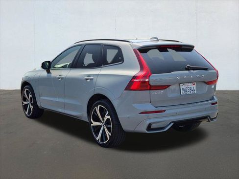 Used 2024 Volvo XC60 T8 Ultimate w/ Protection Package Premier AWD/4WD image 3