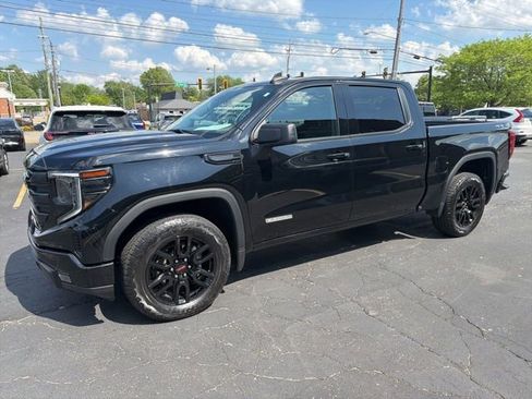 Used 2024 GMC Sierra 1500 Elevation AWD/4WD image 3