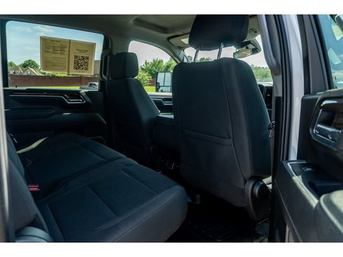 Used 2025 Chevrolet Silverado 2500 LT w/ Convenience Package AWD/4WD image 15