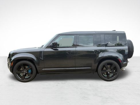 Used 2022 Land Rover Defender 110 V8 AWD/4WD image 2
